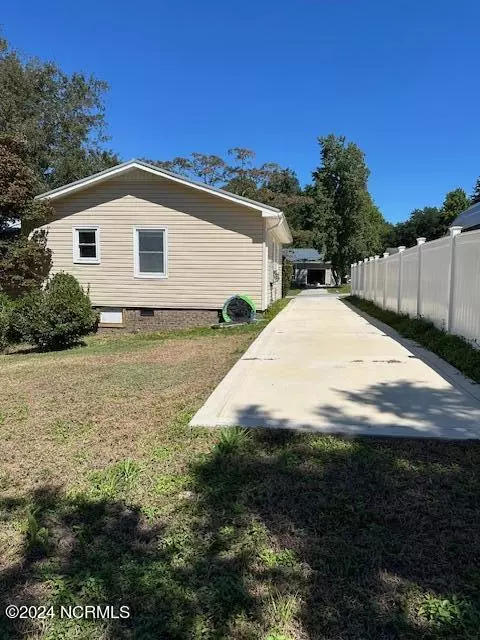 Other - 5 Cherokee Dr, Hubert, NC 28539 photo 5 of 9