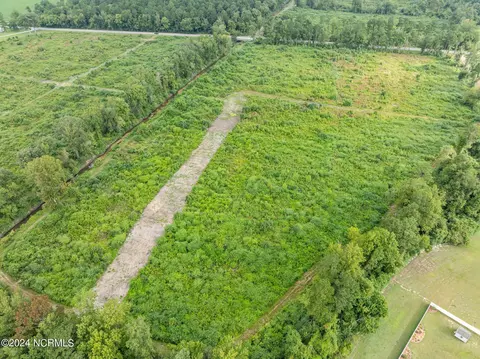 2062 Nc-102, Ayden, NC 28513 photo 12
