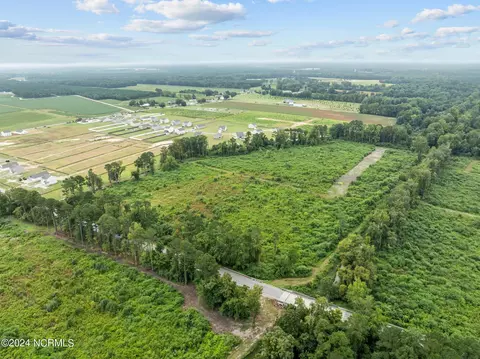 2062 Nc-102, Ayden, NC 28513 photo 8