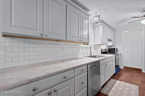 110 Shelley Rd, Hampstead, NC 28443 photo 37