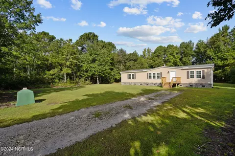 110 Shelley Rd, Hampstead, NC 28443 photo 5