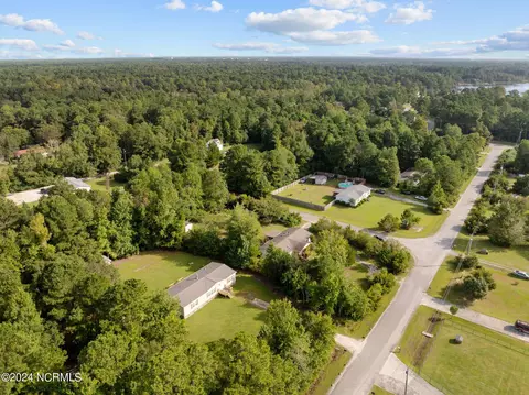 110 Shelley Rd, Hampstead, NC 28443 photo 14