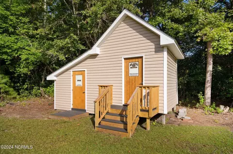 110 Shelley Rd, Hampstead, NC 28443 photo 25