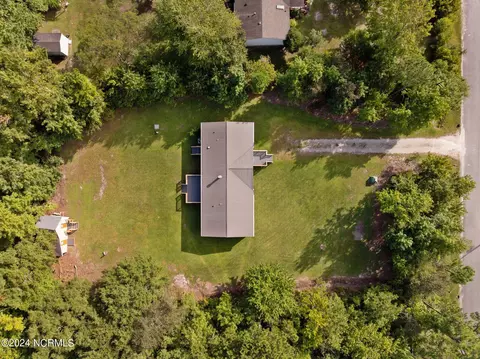 110 Shelley Rd, Hampstead, NC 28443 photo 12
