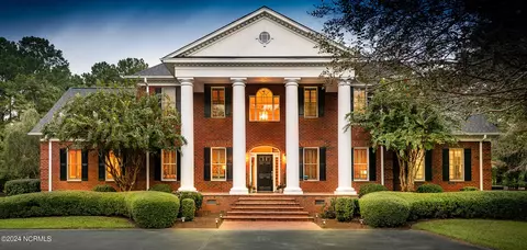 680 Lexington Dr, Greenville, NC 27834