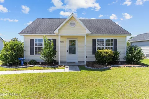 7117 Thurgood Rd, Wilmington, NC 28411