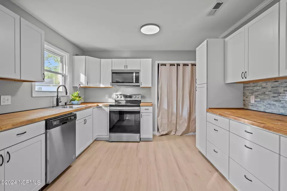  306 Kingston Rd, Wilmington, NC 28409 photo 13