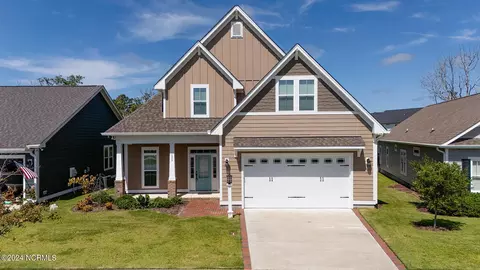 139 Sea Grove Ln, Beaufort, NC 28516