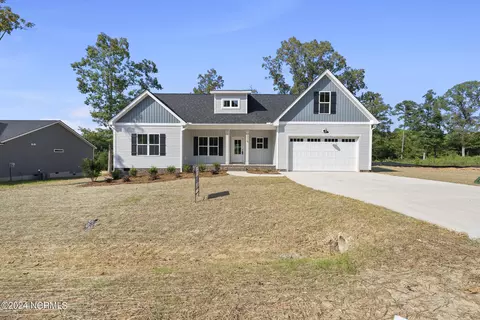 275 Dry Branch Dr, Kenly, NC 27542