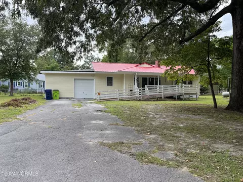 401 Shepard St, Havelock, NC 28532