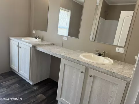 216 E Railroad St, Dover, NC 28526 photo 12