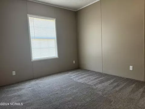 216 E Railroad St, Dover, NC 28526 photo 11