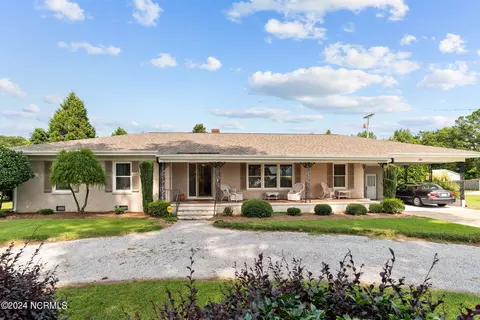 924 Isabella Avenue Ext, Washington, NC 27889
