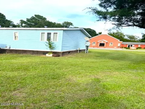 1905 Emerson St, New Bern, NC 28562