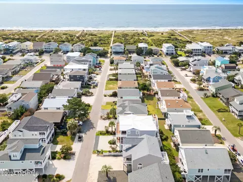 View/Area - 416 38th St, Sunset Beach, NC 28468 photo 3 of 12