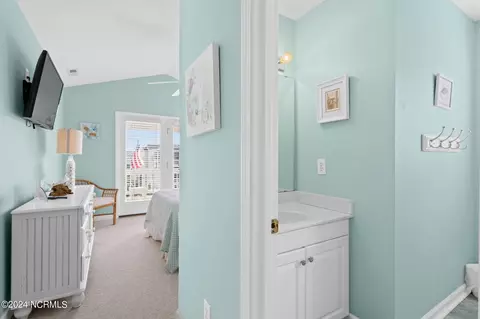 Entry Way - 416 38th St, Sunset Beach, NC 28468 photo 2 of 2