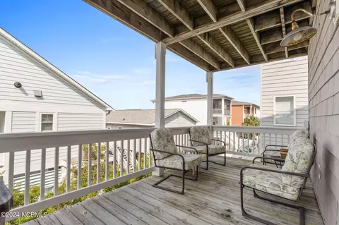 Exterior - 416 38th St, Sunset Beach, NC 28468 photo 5 of 15