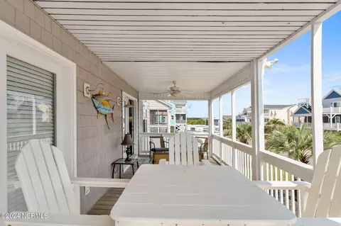 Exterior - 416 38th St, Sunset Beach, NC 28468 photo 4 of 15
