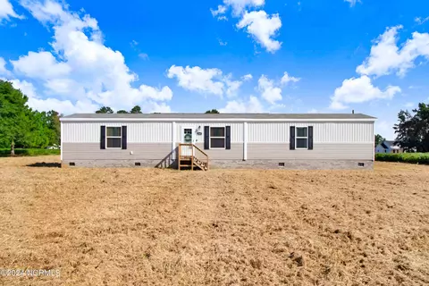 1949 Crockers Nub Rd, Middlesex, NC 27557