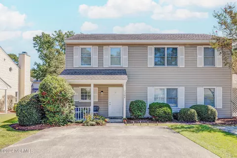 130 Lullwater Dr UNIT A, Wilmington, NC 28403