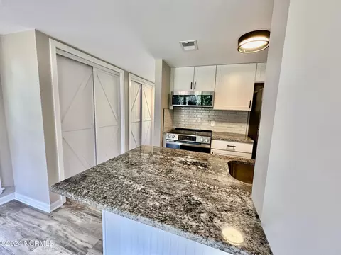 Kitchen - 85 Pine Valley Rd #44, Pinehurst, NC 28374 photo 3 of 6