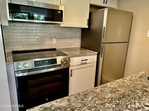 Kitchen - 85 Pine Valley Rd #44, Pinehurst, NC 28374 photo 6 of 6