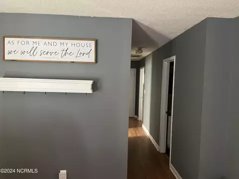 Entry Way - 3863 Robin Rd, Ayden, NC 28513 photo 4 of 5