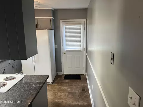 Entry Way - 3863 Robin Rd, Ayden, NC 28513 photo 3 of 5