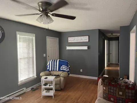 Entry Way - 3863 Robin Rd, Ayden, NC 28513 photo 2 of 5