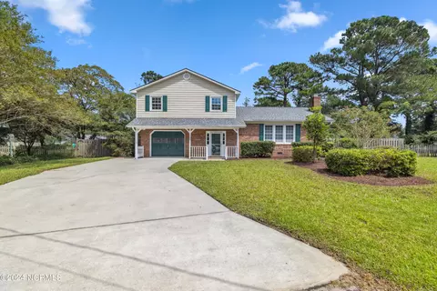 726 Emmarts Ct, Wilmington, NC 28409