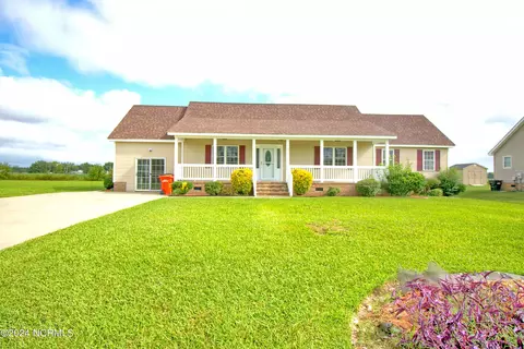 108 Schwarzkopf Dr, Elizabeth City, NC 27909