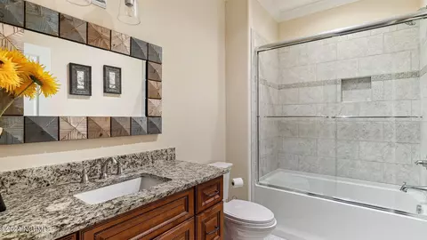 Bath - 26 Elkton Dr, Pinehurst, NC 28374 photo 6 of 7