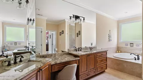 Bath - 26 Elkton Dr, Pinehurst, NC 28374 photo 1 of 7
