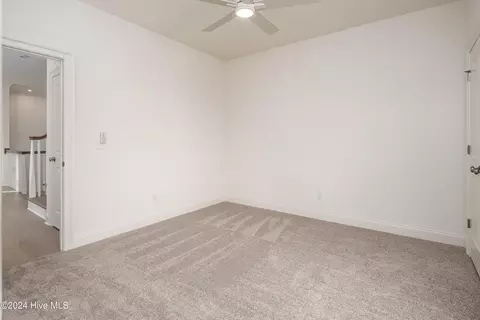 Bedroom - 76 Pine Tree Pt, Snow Hill, NC 28580 photo 11 of 12