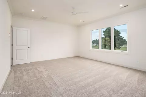 Bedroom - 76 Pine Tree Pt, Snow Hill, NC 28580 photo 5 of 12