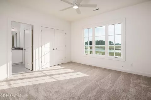 Bedroom - 76 Pine Tree Pt, Snow Hill, NC 28580 photo 10 of 12