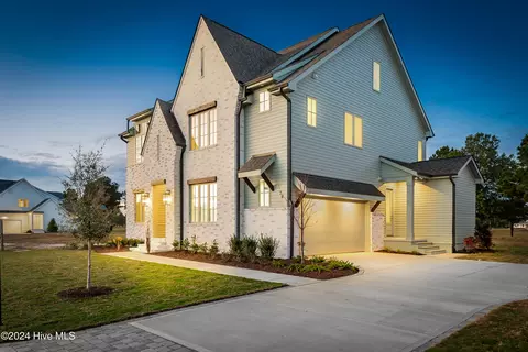 76 Pine Tree Pt, Snow Hill, NC 28580