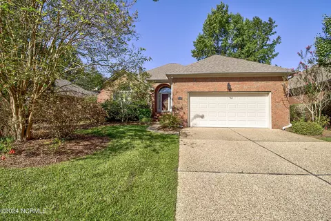 1307 Stonehaven Ct, Wilmington, NC 28411