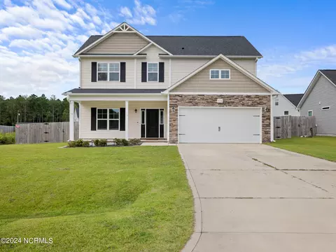 516 Ginn St, Jacksonville, NC 28540