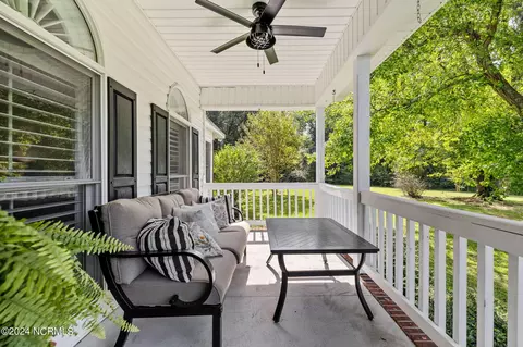 573 Boyd Lake Rd, Hamlet, NC 28345 photo 5