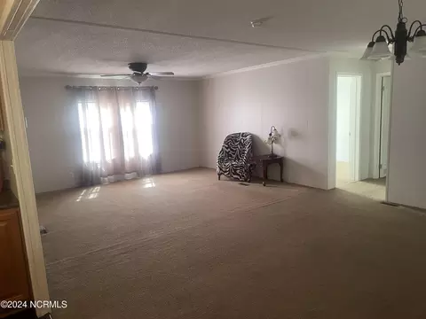 659 Hodges Rd, Chocowinity, NC 27817 photo 4