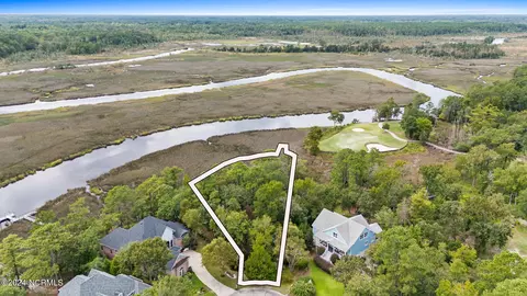 469 Deep Water Dr SE, Bolivia, NC 28422