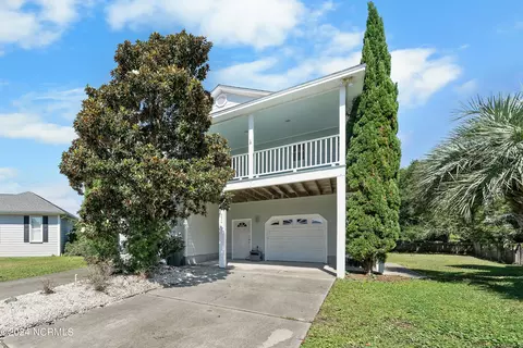 834 Cutter Ct, Kure Beach, NC 28449