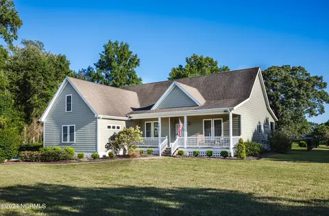 1611 W Queen St, Edenton, NC 27932