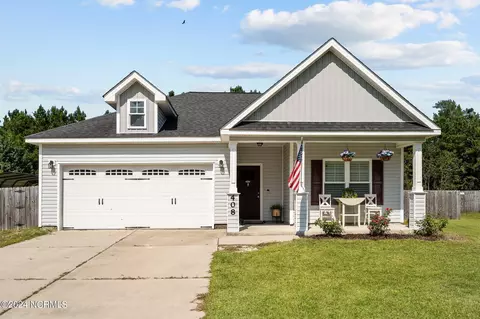 408 Old Stage Rd, Richlands, NC 28574