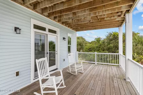 Exterior - 202 Cedar Ln, Atlantic Beach, NC 28512 photo 11 of 12
