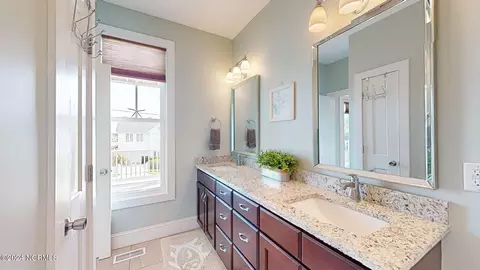Bath - 202 Cedar Ln, Atlantic Beach, NC 28512 photo 5 of 6