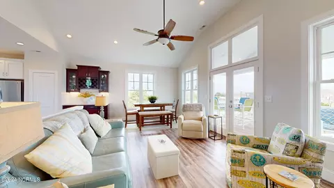 Living - 202 Cedar Ln, Atlantic Beach, NC 28512 photo 4 of 4