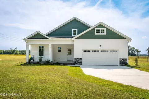 3522 Old Creek Rd, Greenville, NC 27834