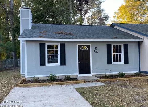236 Cedar Creek Dr, Jacksonville, NC 28540
